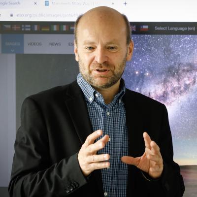 Naslovna slika IGOR ŽIBERNA - MESTNA KLIMA MARIBORA IN POJAVLJANJE VROČINSKIH VALOV 