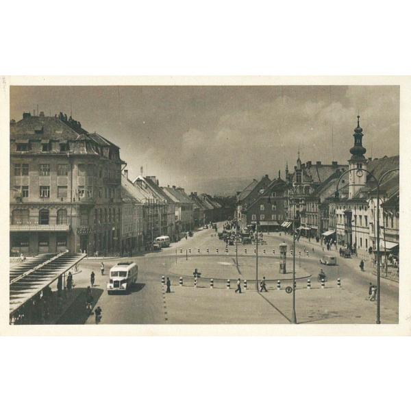 Pogled na Glavni trg v Mariboru v 50. letih 20. stol. Vir: Domoznanska zbirka Mariborske knjižnice