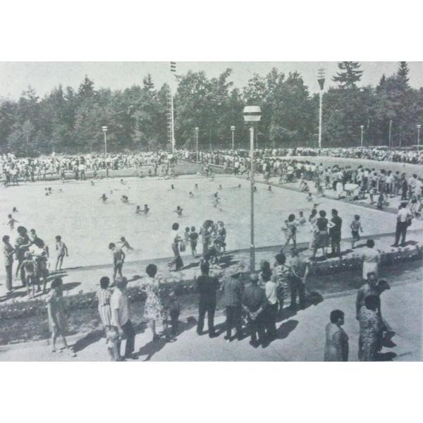 Kopališče TAM ob otvoritvi avgusta 1973. Vir: arhiv časnika Večer