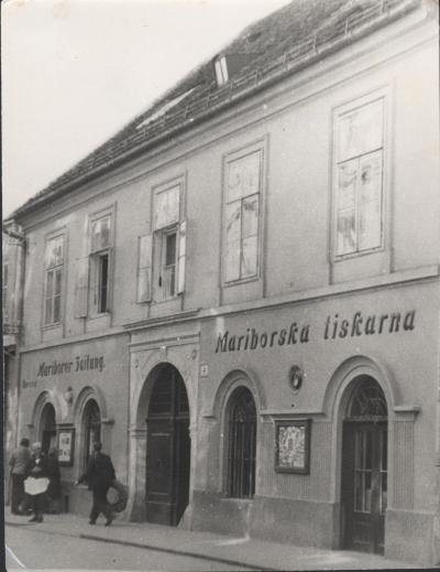 Foto 2: Stavba Mariborske tiskarne v 1. pol. 20. stol. Foto: F. Pivka. Vir: Pokrajinski arhiv Maribor