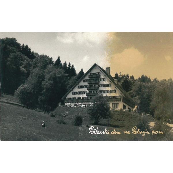 Poštarski dom v 50. letih 20. stol. Vir: Mariborska knjižnica