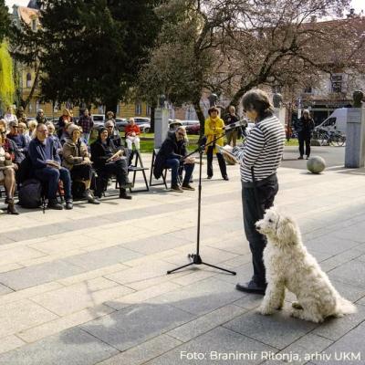 Poezija povezuje. Foto: Branimir Ritonja