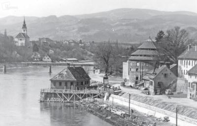 Mariborski Lent z nekdanjimi Benetkami in Sodnim stolpom l. 1968