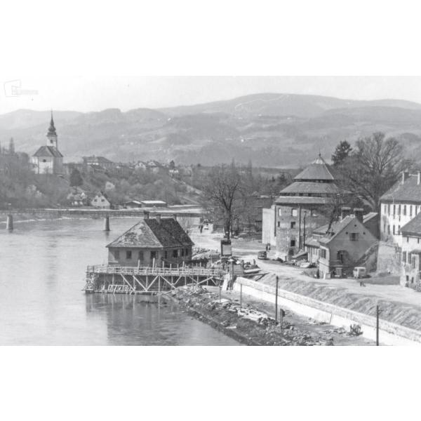 Mariborski Lent z nekdanjimi Benetkami in Sodnim stolpom l. 1968
