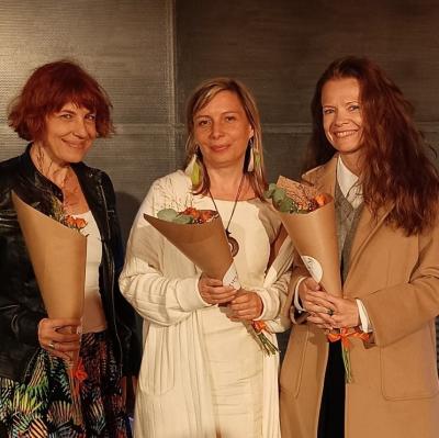  Alja Adam, Andreja Vidmar in Leonora Flis