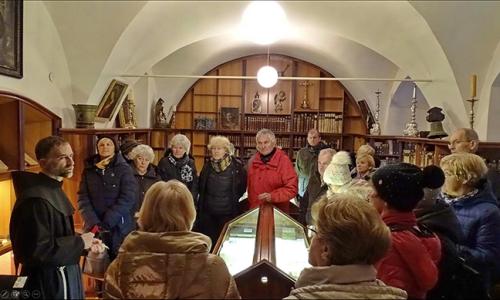 Strokovna ekskurzija članov Knjižničnega cikla Univerze za tretje življenjsko obdobje v Mariborski knjižnici: ﻿Nazarje, Radmirje, Mozirje - 2. december 2022